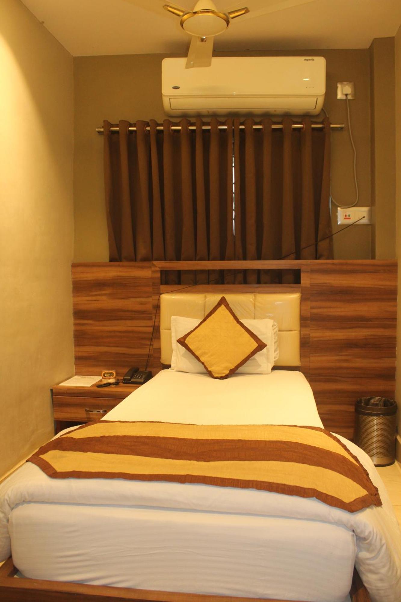 Hotel Oishi Plaza Mukutmanipur Exterior foto
