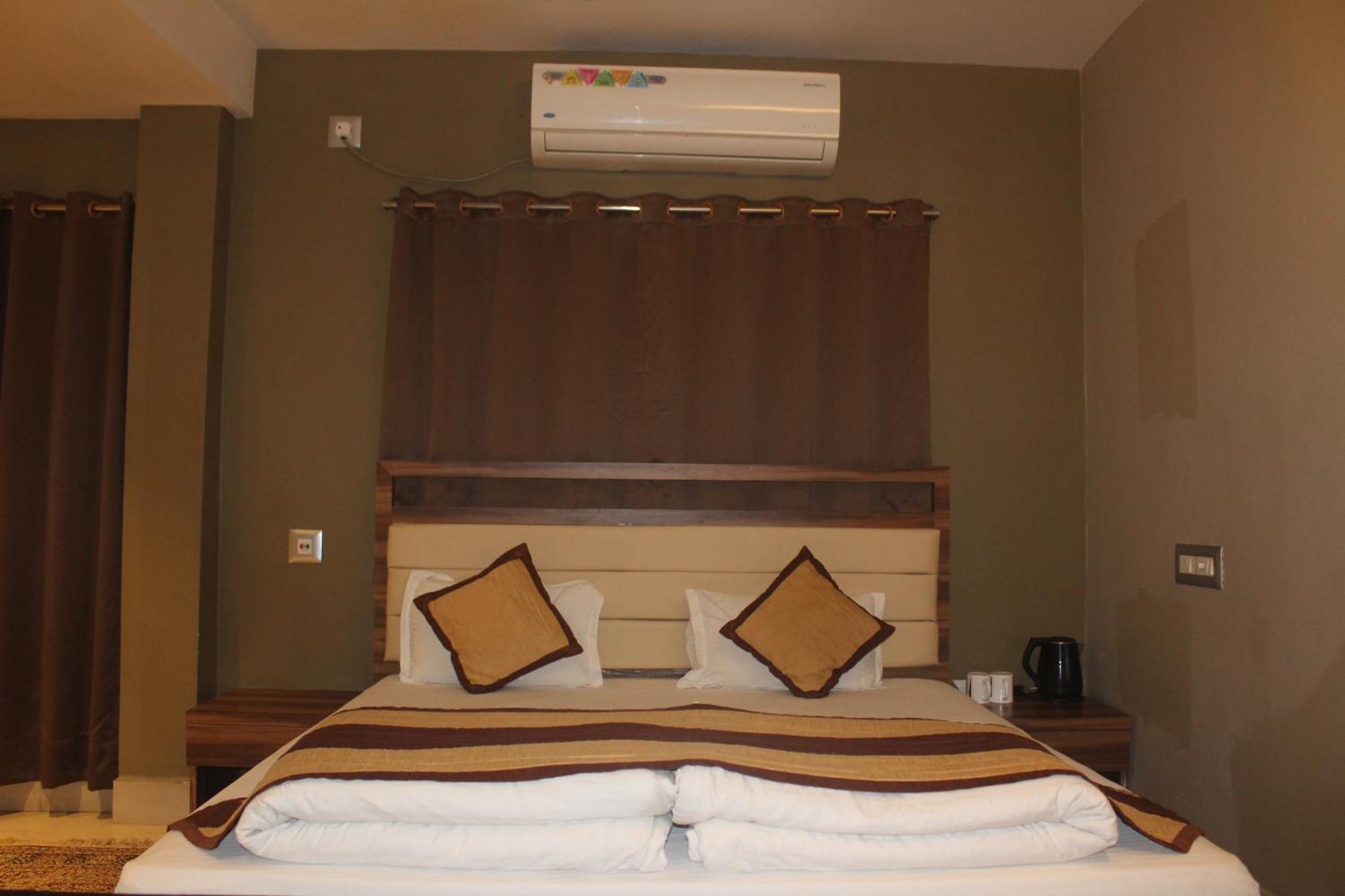 Hotel Oishi Plaza Mukutmanipur Exterior foto