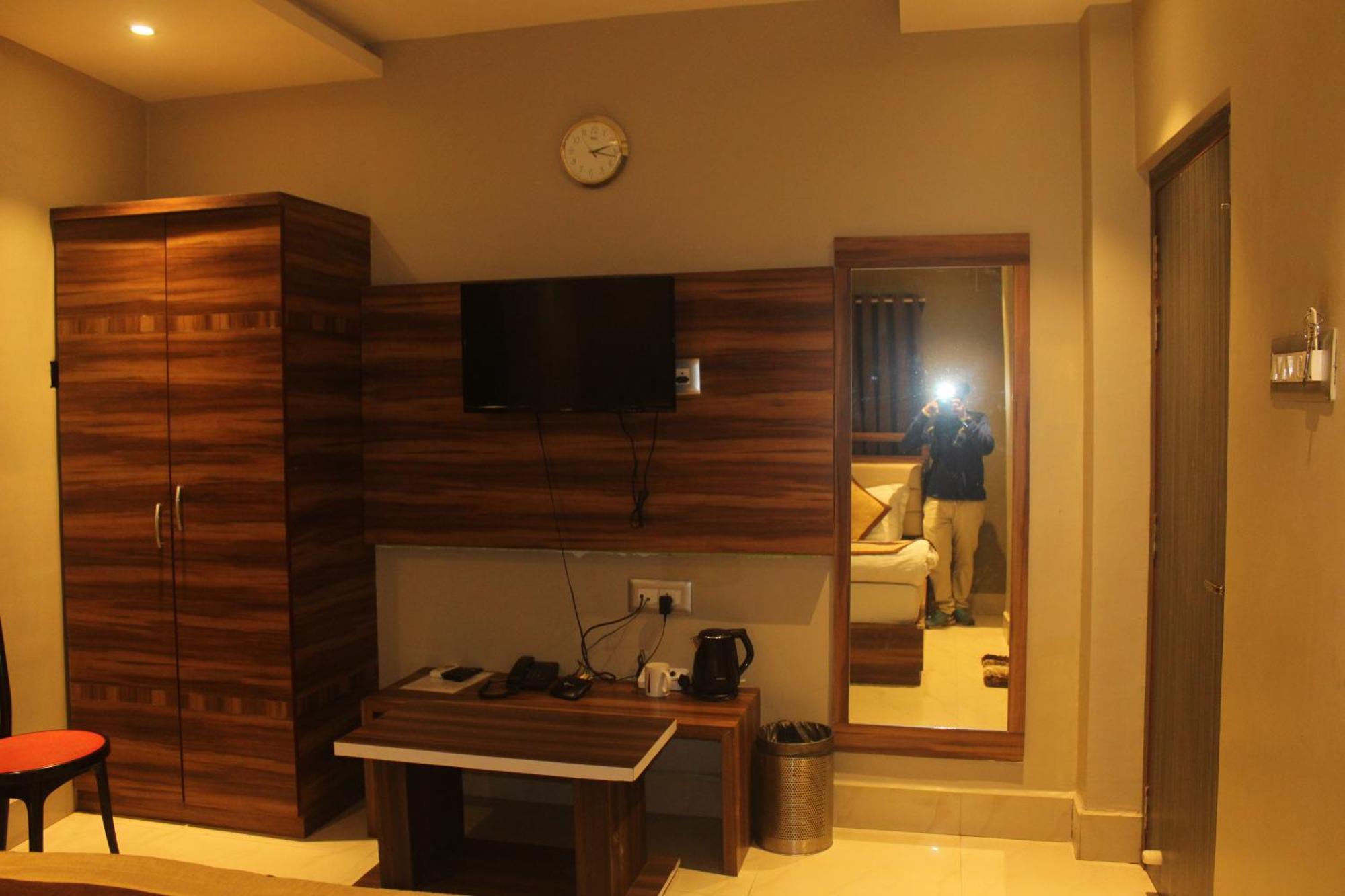 Hotel Oishi Plaza Mukutmanipur Exterior foto