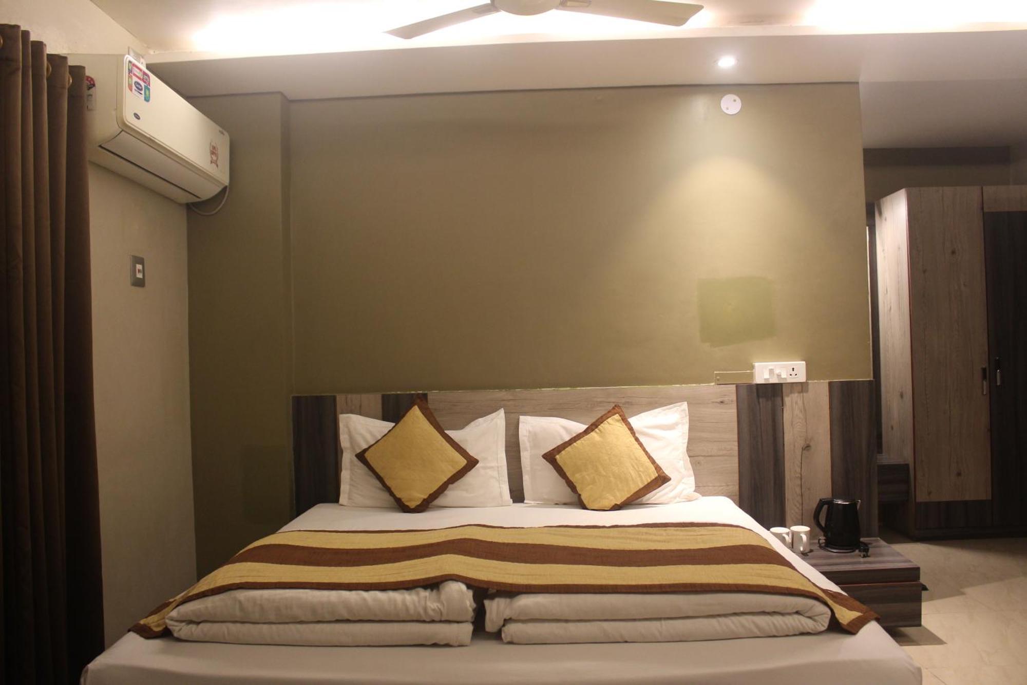 Hotel Oishi Plaza Mukutmanipur Exterior foto